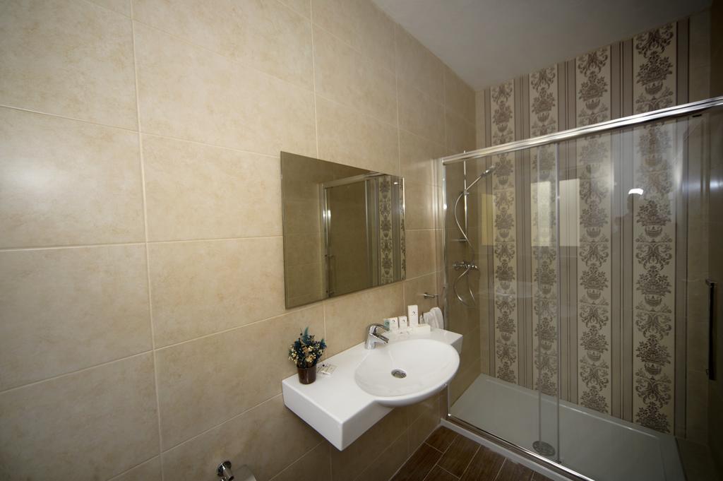 Slimiza Suites Sliema Værelse billede